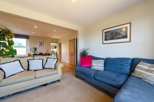 Sitting Room- click for photo gallery